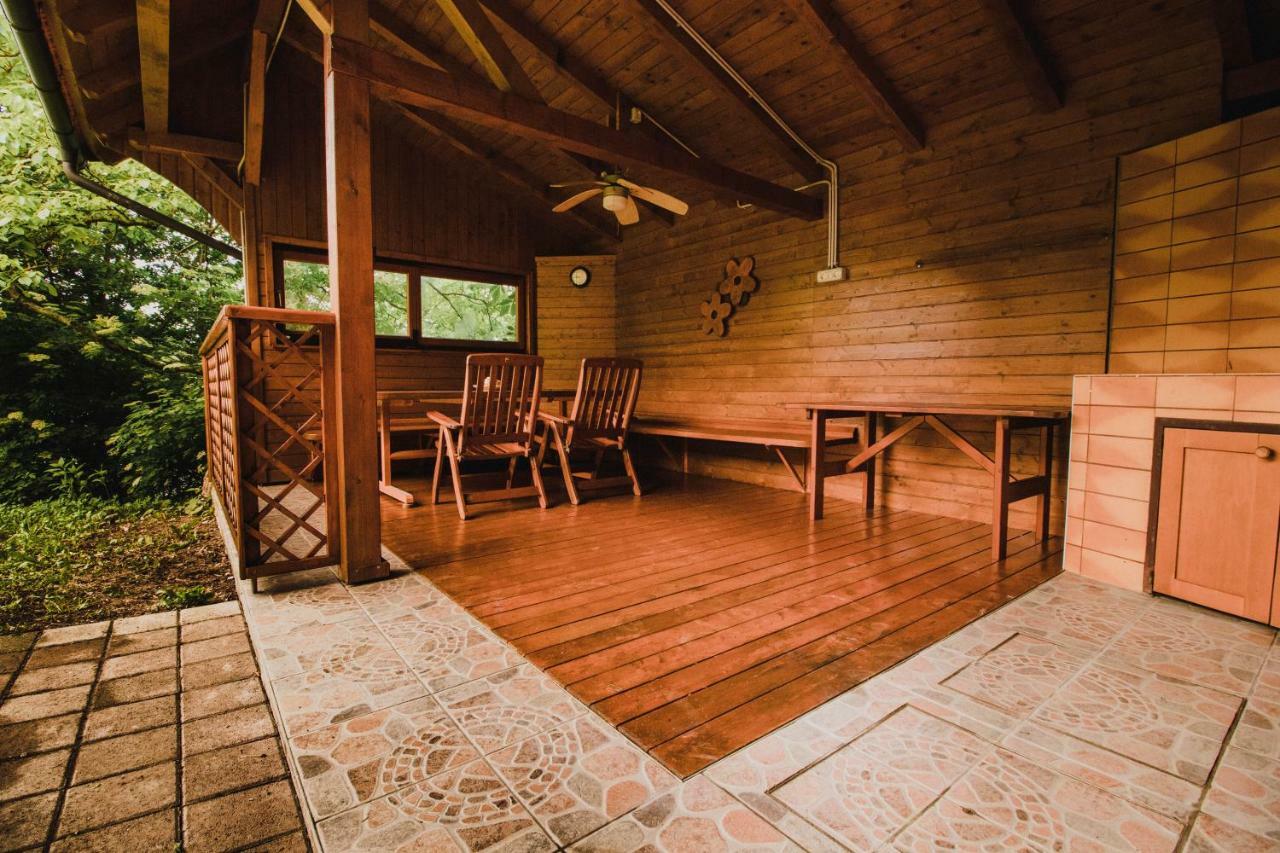 Vila Lazec Country House Pluznje Exteriér fotografie